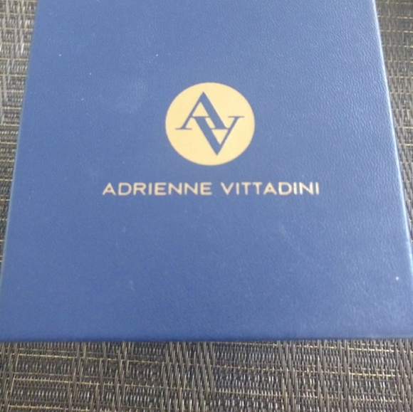 Watch for women - Picture 3 of 3